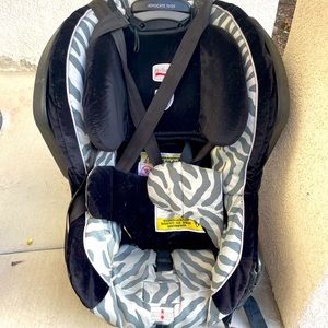 Britax Baby/Toddler Car Seat